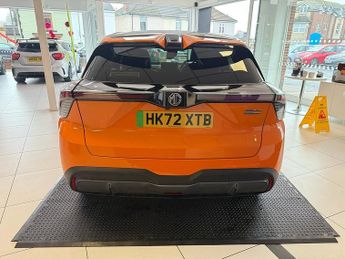 MG MG4 64kWh Trophy Long Range Hatchback 5dr Electric Auto (203 ps)