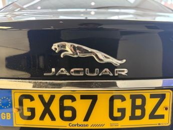 Jaguar XF 2.0d Portfolio Saloon 4dr Diesel Auto Euro 6 (s/s) (180 ps)