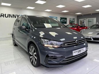 Volkswagen Touran TSI EVO R-Line