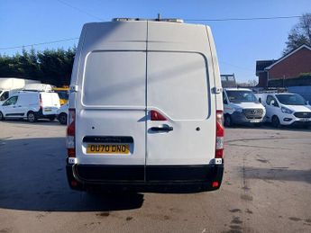 Renault Master ZE 31 33kWh Business Panel Van 4dr Electric Auto FWD MWB Medium 