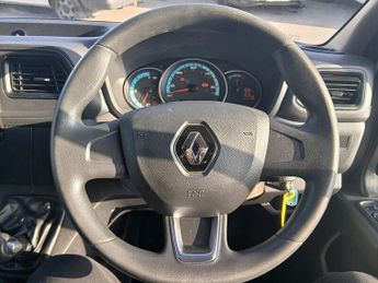 Renault Master ZE 31 33kWh Business Panel Van 4dr Electric Auto FWD MWB Medium 