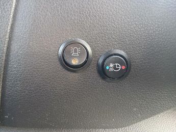 Renault Master ZE 31 33kWh Business Panel Van 4dr Electric Auto FWD MWB Medium 