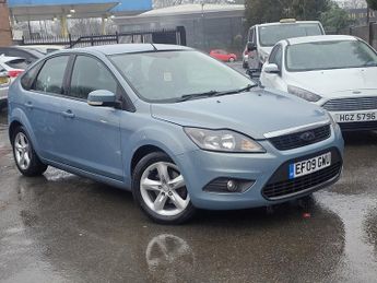 Ford Focus 1.6 Zetec Hatchback 5dr Petrol Manual (161 g/km, 99 bhp)