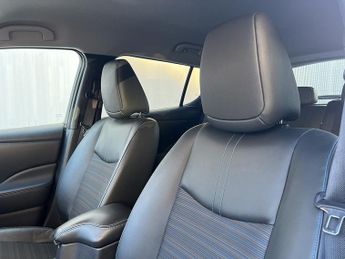 Nissan Leaf 40kWh N-Connecta Hatchback 5dr Electric Auto (150 ps)
