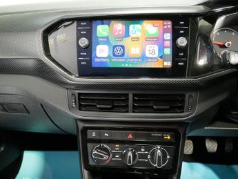 Volkswagen T-Cross TSI SE