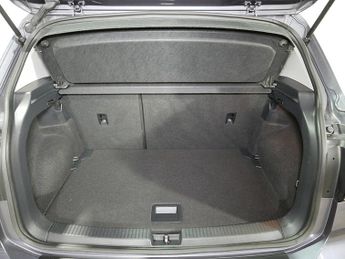 Volkswagen T-Cross TSI SE