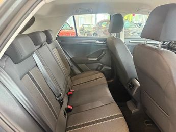 Volkswagen T-Roc 1.5 TSI GPF EVO SE SUV 5dr Petrol DSG Euro 6 (s/s) (150 ps)