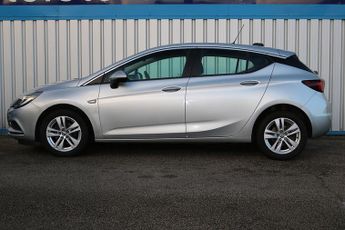 Vauxhall Astra CDTi ecoFLEX Design