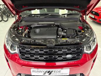 Land Rover Discovery Sport P300e R-Dynamic SE