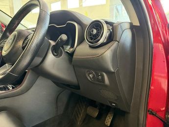 MG MG ZS 51.1kWh Trophy SUV 5dr Electric Auto (176 ps)