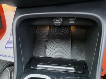 Volvo XC40 2.0 T5 First Edition SUV 5dr Petrol Auto AWD Euro 6 (s/s) (247 p