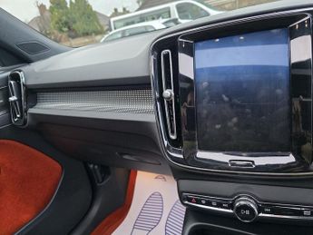 Volvo XC40 2.0 T5 First Edition SUV 5dr Petrol Auto AWD Euro 6 (s/s) (247 p