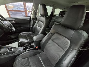 Toyota Auris VVT-h Excel