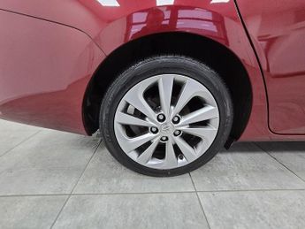 Toyota Auris VVT-h Excel