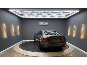 Jaguar XE 2.0d R-Sport Saloon 4dr Diesel Auto Euro 6 (s/s) (180 ps)