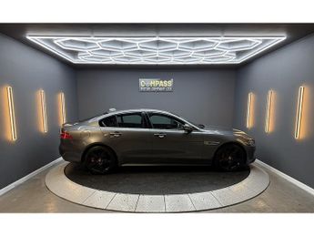 Jaguar XE 2.0d R-Sport Saloon 4dr Diesel Auto Euro 6 (s/s) (180 ps)