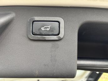 Land Rover Discovery Sport Si4 Hse Luxury