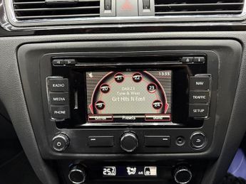 SEAT Toledo 1.6 TDI CR SE Hatchback 5dr Diesel DSG Euro 5 (Nav) (90 ps)