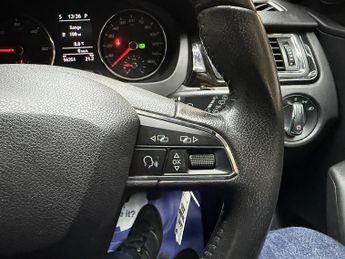 SEAT Toledo 1.6 TDI CR SE Hatchback 5dr Diesel DSG Euro 5 (Nav) (90 ps)