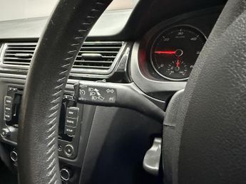 SEAT Toledo 1.6 TDI CR SE Hatchback 5dr Diesel DSG Euro 5 (Nav) (90 ps)