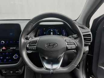 Hyundai IONIQ 38.3kWh Premium Hatchback 5dr Electric Auto (136 ps)