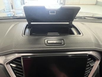 Isuzu D-Max 1.9 TD DL40 Pickup Double Cab 4dr Diesel Auto 4WD Euro 6 (s/s) (