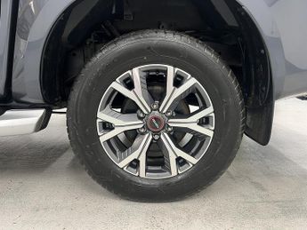 Isuzu D-Max 1.9 TD DL40 Pickup Double Cab 4dr Diesel Auto 4WD Euro 6 (s/s) (