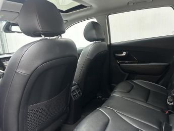 Kia Niro 64kWh 4+ SUV 5dr Electric Auto (201 bhp)
