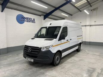 Mercedes Sprinter 2.0 315 CDI Progressive Panel Van 5dr Diesel Manual RWD L2 H2 Eu