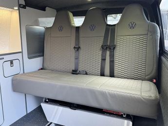 Volkswagen Transporter T6 T30 150 DSG LWB