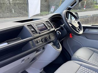 Volkswagen Transporter T6 T30 150 DSG LWB