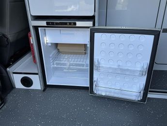 Volkswagen Transporter T6 T30 150 DSG LWB