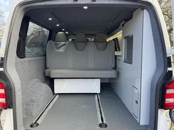 Volkswagen Transporter T6 T30 150 DSG LWB