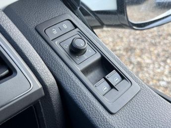 Volkswagen Transporter T6 T30 150 DSG LWB