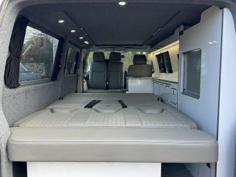 Volkswagen Transporter T6 T30 150 DSG LWB