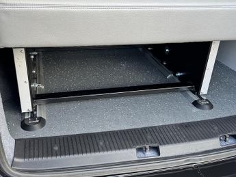 Volkswagen Transporter T6 T30 150 DSG LWB