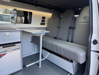 Volkswagen Transporter T6 T30 150 DSG LWB