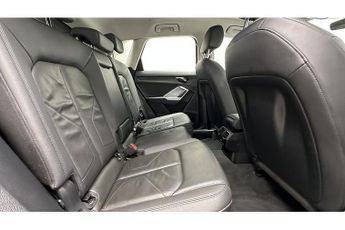 Audi Q3 TFSIe Technik