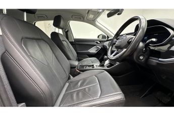 Audi Q3 TFSIe Technik