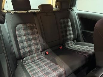 Volkswagen Golf TSI BlueMotion Tech GTI