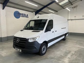 Mercedes Sprinter 2.0 315 CDI PRO Panel Van 5dr Diesel Manual RWD L3 H2 Euro 6 (s/