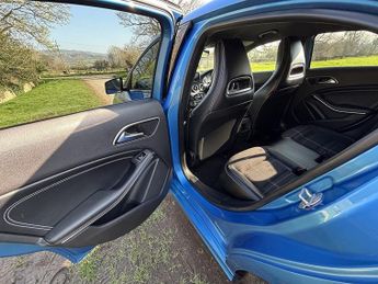 Mercedes-Benz A-Class A180 Blueefficiency Sport