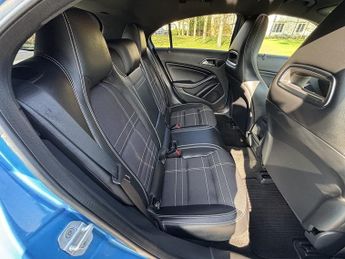 Mercedes-Benz A-Class A180 Blueefficiency Sport