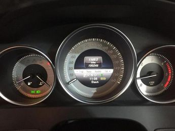 Mercedes-Benz C Class 3.0L C350 CDI V6 AMG Sport 5DR Saloon Automatic Diesel 3.0 4dr S