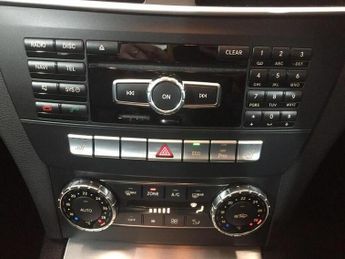 Mercedes-Benz C Class 3.0L C350 CDI V6 AMG Sport 5DR Saloon Automatic Diesel 3.0 4dr S