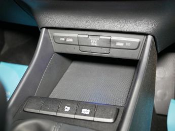 Hyundai BAYON T-GDi MHEV SE Connect