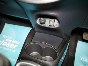 Toyota Yaris VVT-i Y20