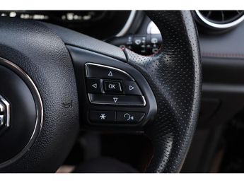 MG MG HS T-GDI Excite