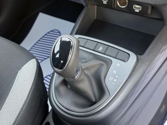 Hyundai i10 1.0 Advance Hatchback 5dr Petrol Auto Euro 6 (s/s) (63 ps)