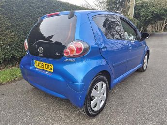 Toyota AYGO VVT-i Blue